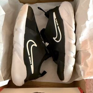 Kid’s Nike Flex Runner 2
